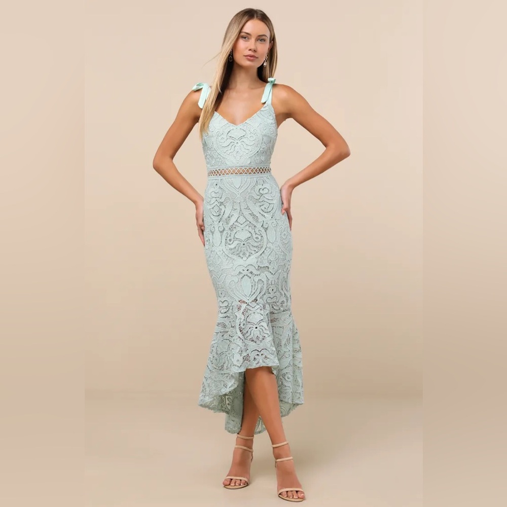Elegant Mint Lace Midi Dress